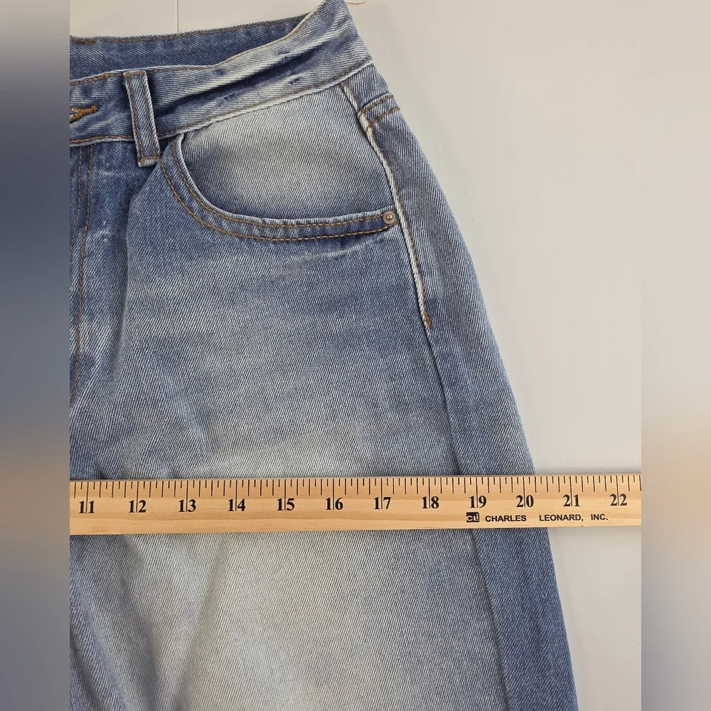 SHEIN Distressed Straight Leg Jeans Size 28 High Rise 3324-i